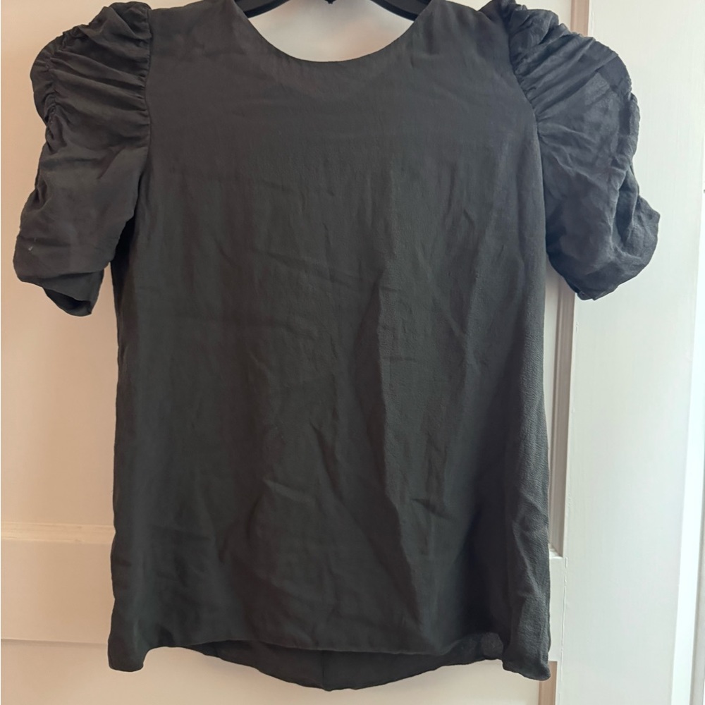 Elegant Gray Puff Sleeve Top